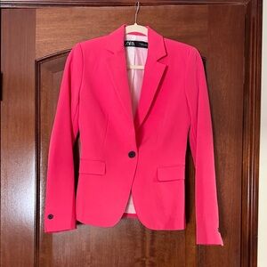 Zara Women's Vibrant Pink Suit Jacket